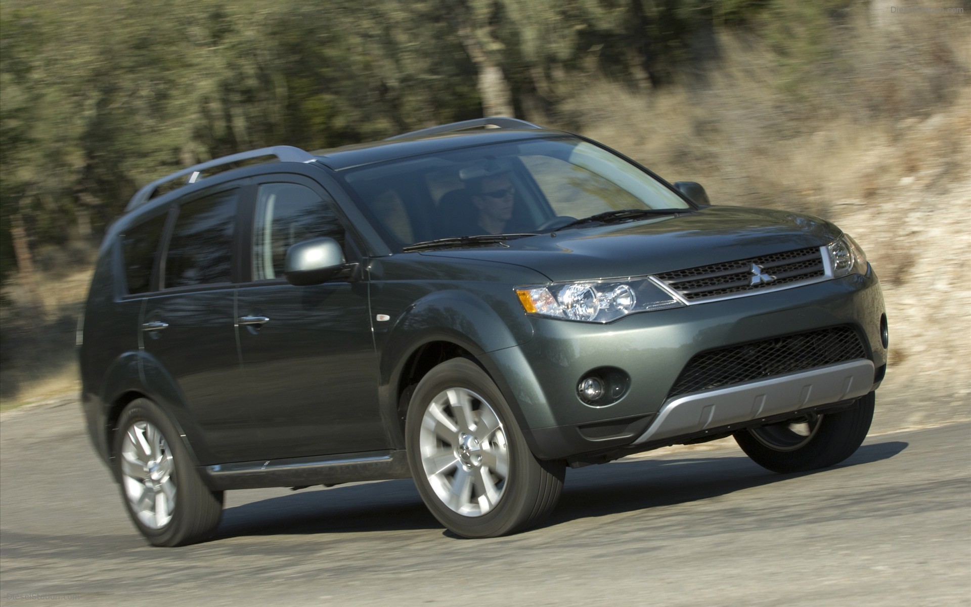 Mitsubishi Outlander ES